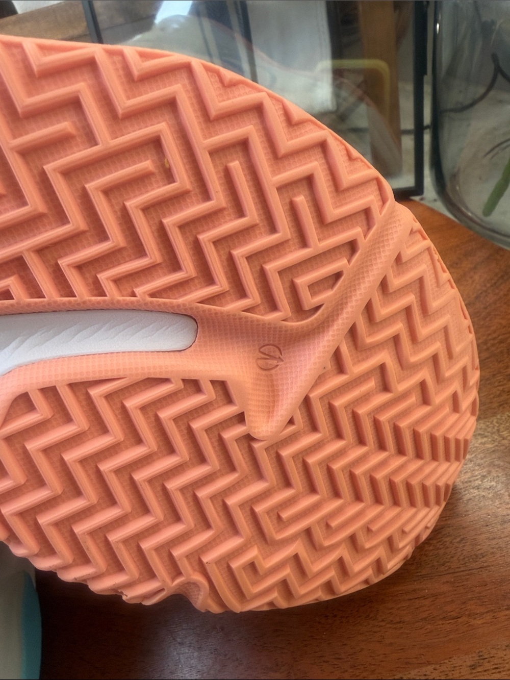 LeBron witness 6 Easter Sneakers - Picture 15 of 16